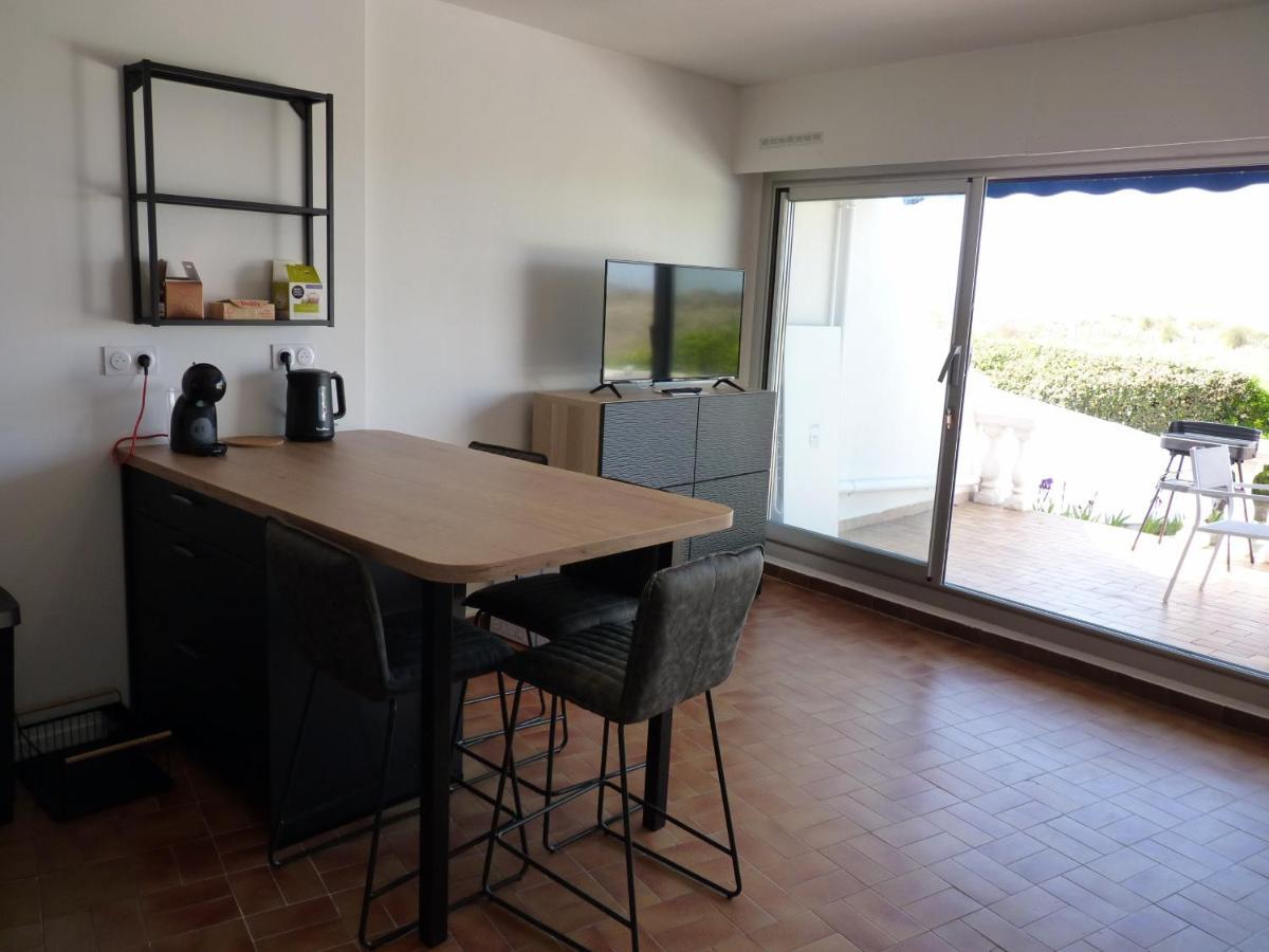Sol-Y-Days Flamant, Superbe Appartement En Rez De Jardin Avec Grande Terrasse Et Jardinet, Face A La Mer Le Grau-du-Roi Exterior foto